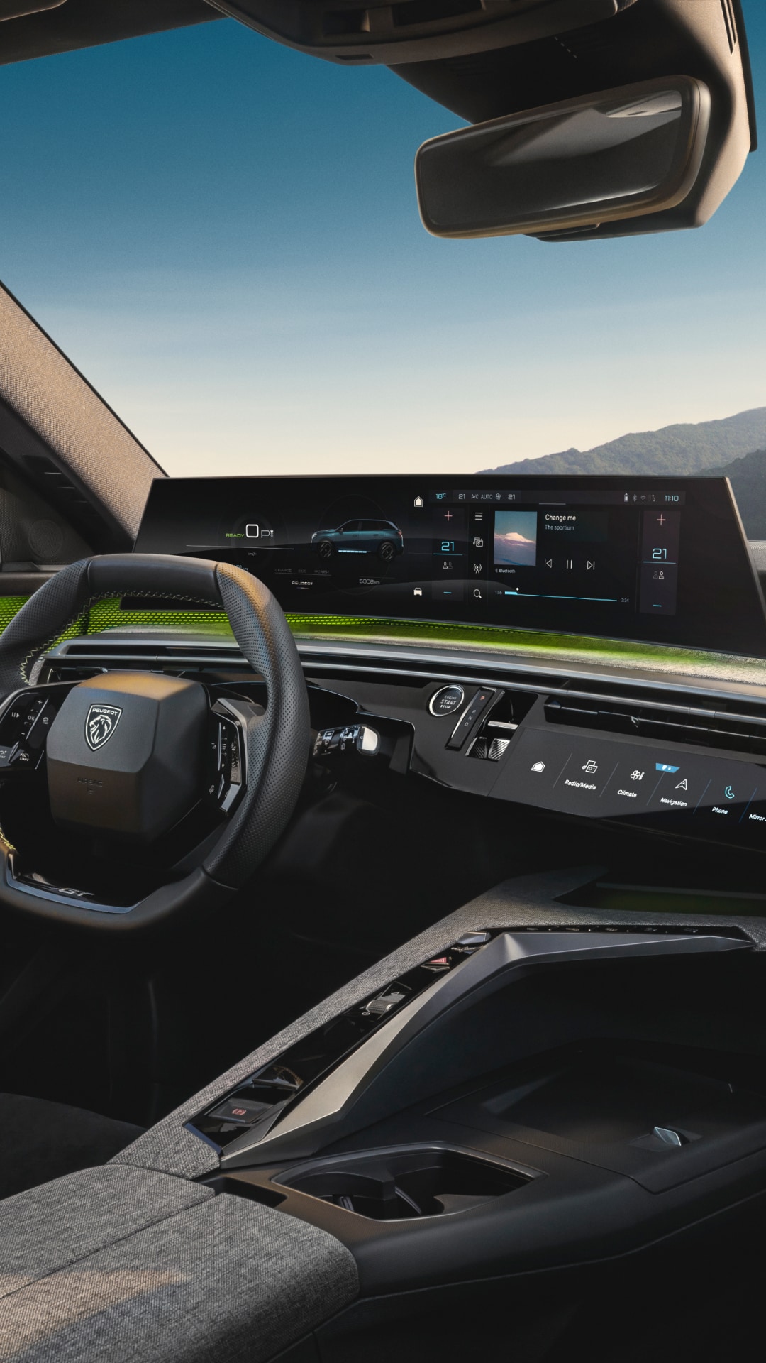 De PEUGEOT Panoramic i-Cockpit® van de E-5008